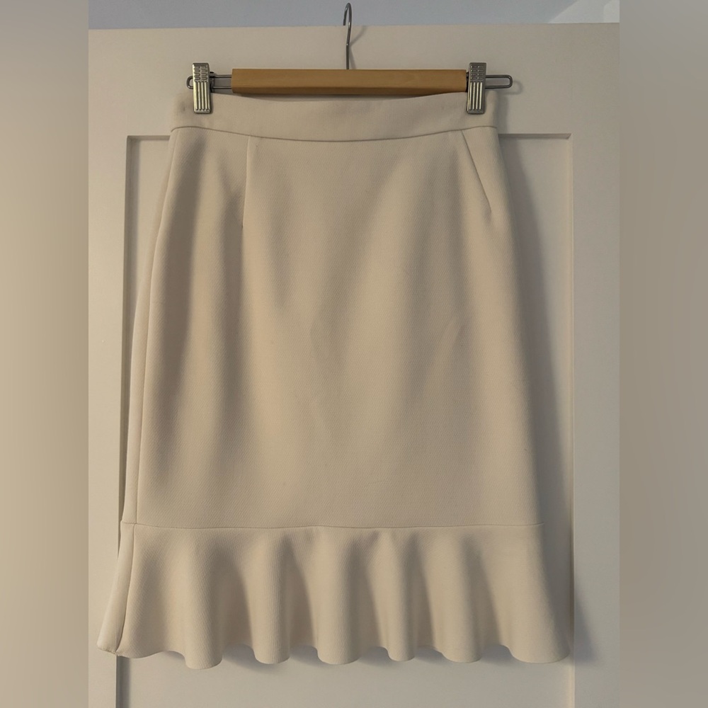 NWT H&M ruffle pencil skirt